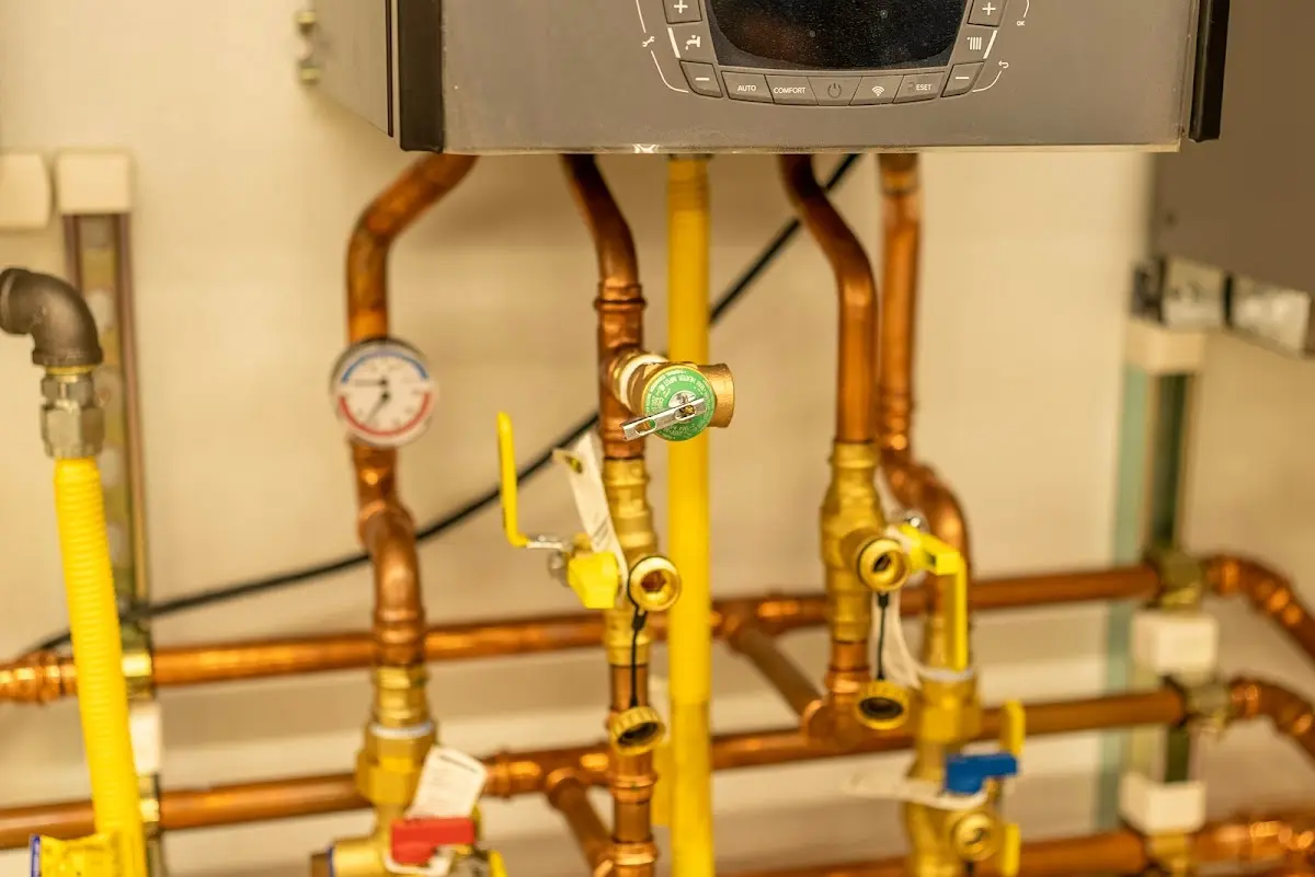 Licensed technician providing Slab Leak Repair for a homeowner in College Place